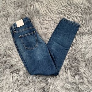 NWT Universal Thread Jeans